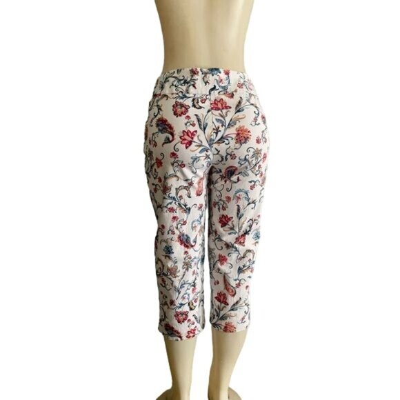 Zac & Rachel Cropped Pants size 10 floral summer crop pull On pants. - Picture 5 of 6